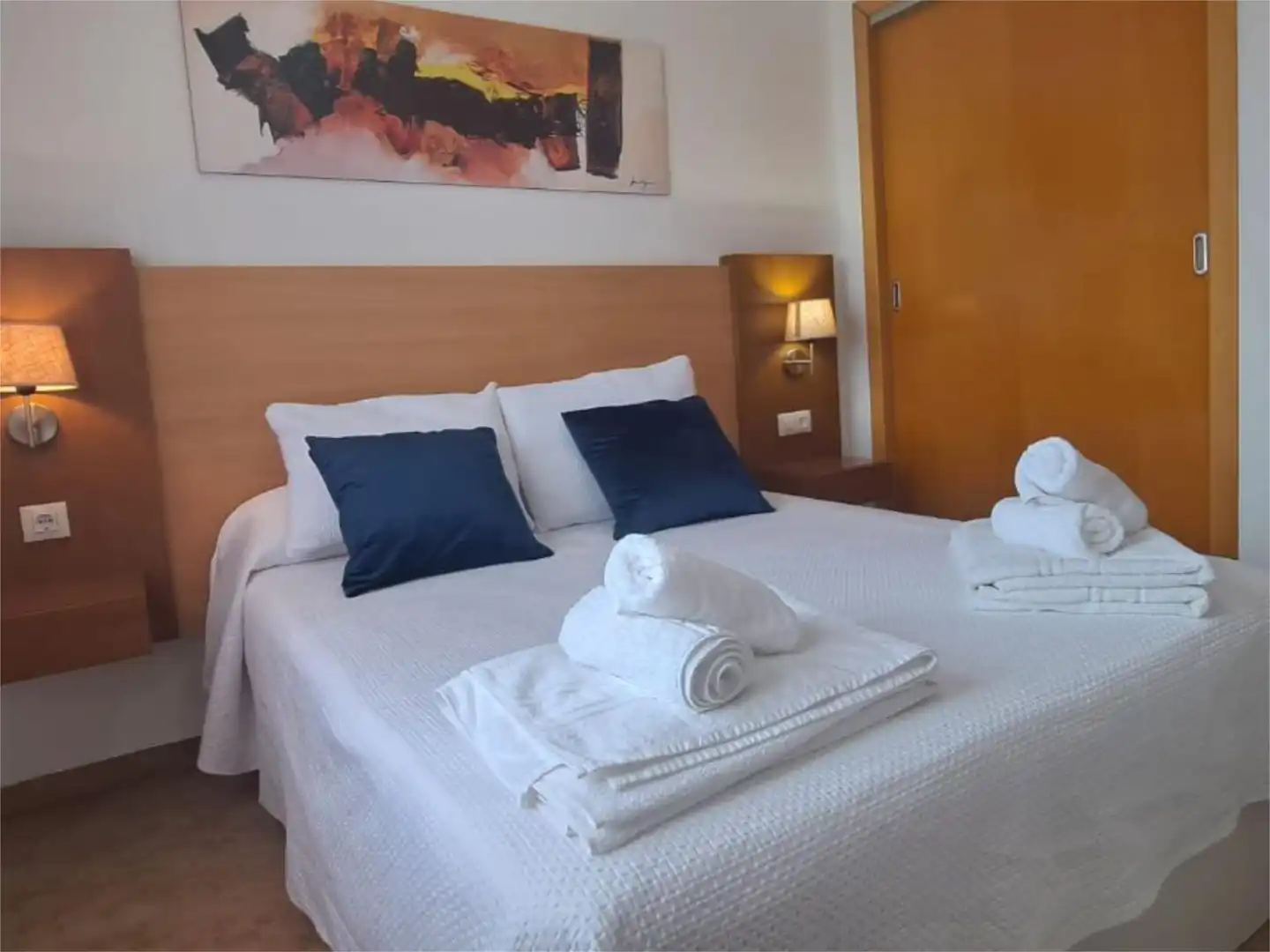 Apartamento de alquiler en Avenida del Decano, 2, Punta Umbría Habitación de Apartamento de alquiler en Punta Umbría con Aire acondicionado, Terraza y Piscina