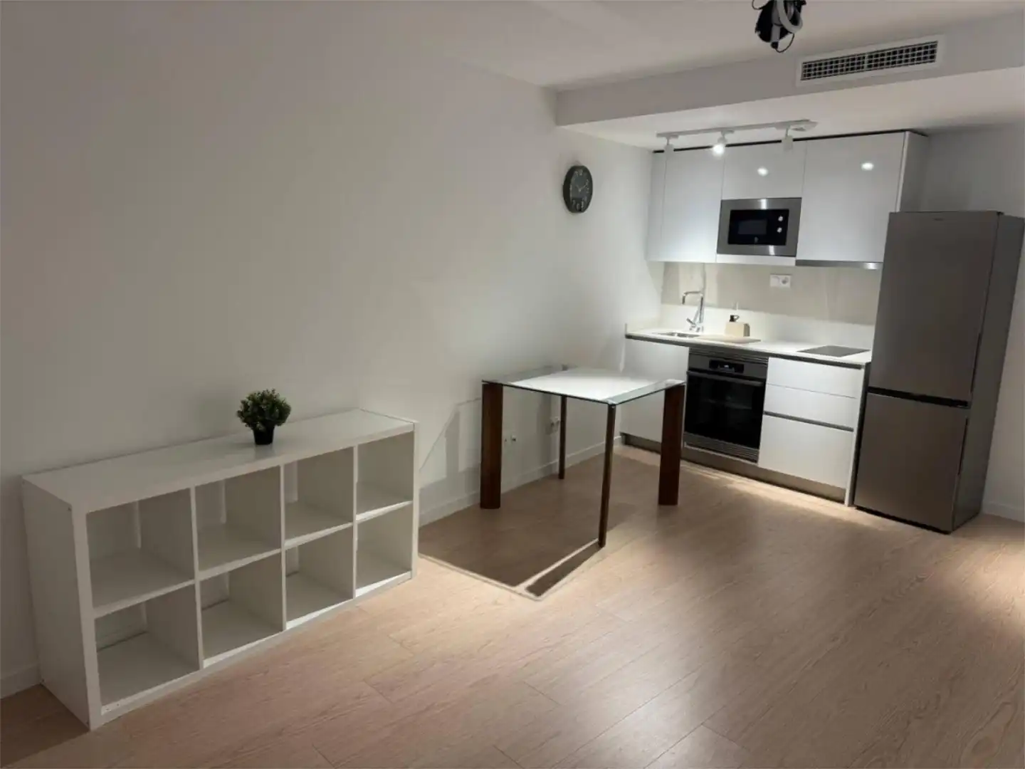 Piso en venta en  Valencia Capital con Terraza, Piscina y Balcón