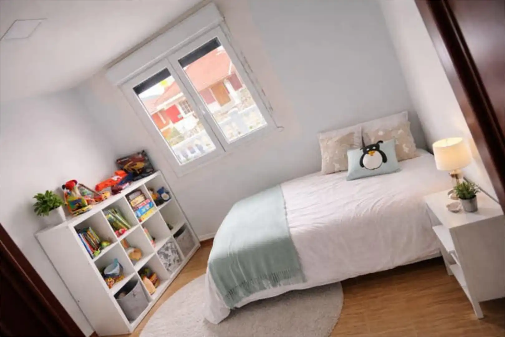 Habitación de Piso de alquiler en Abanto y Ciérvana-Abanto Zierbena con Jardín privado