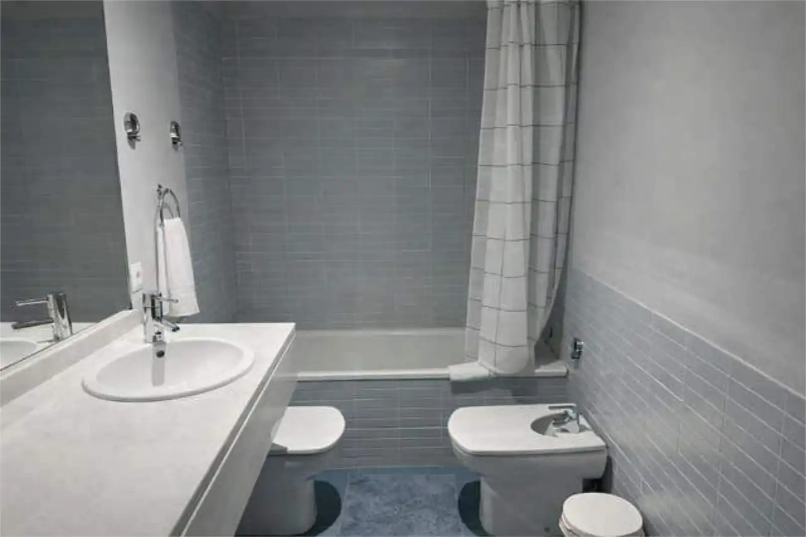 Piso en venta en La Pañoleta Baño de Piso en venta en Camas con Calefacción, Jardín privado y Terraza