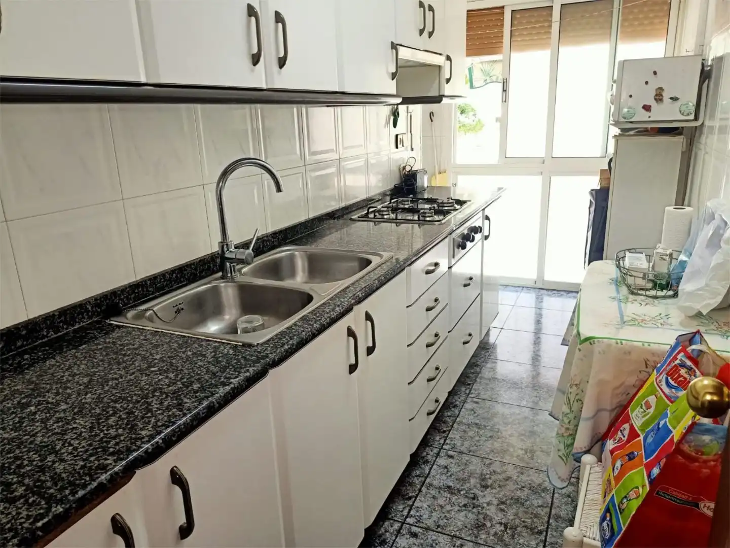 Wohnung zum Verkauf in Carrer de Les Camèlies, 1, Sant Ildefons Küche von Wohnung zum Verkauf in Cornellà de Llobregat