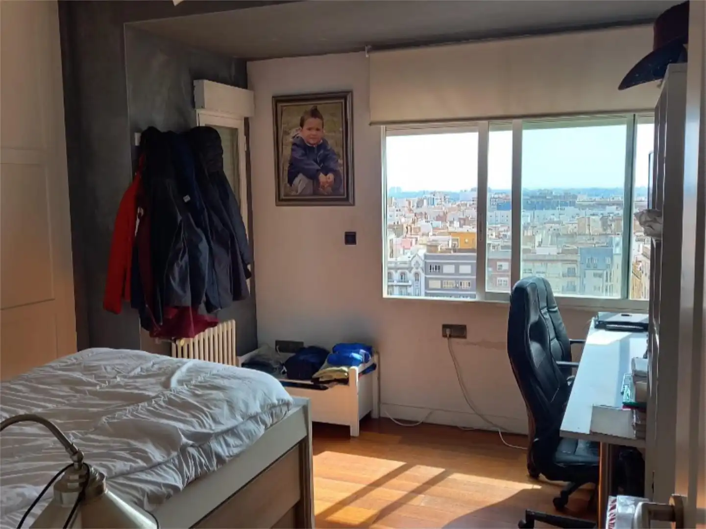 Pis en venda a Plaça del Cronista Chabret, 14, Doctor Palos - Alto Palancia Dormitori de Pis en venda en Sagunto / Sagunt amb Aire condicionat, Calefacció i Parquet
