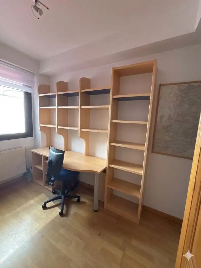 Piso en venta en Calle Trespaderne, 4, San Pedro y San Felices Piso en venta en Burgos Capital