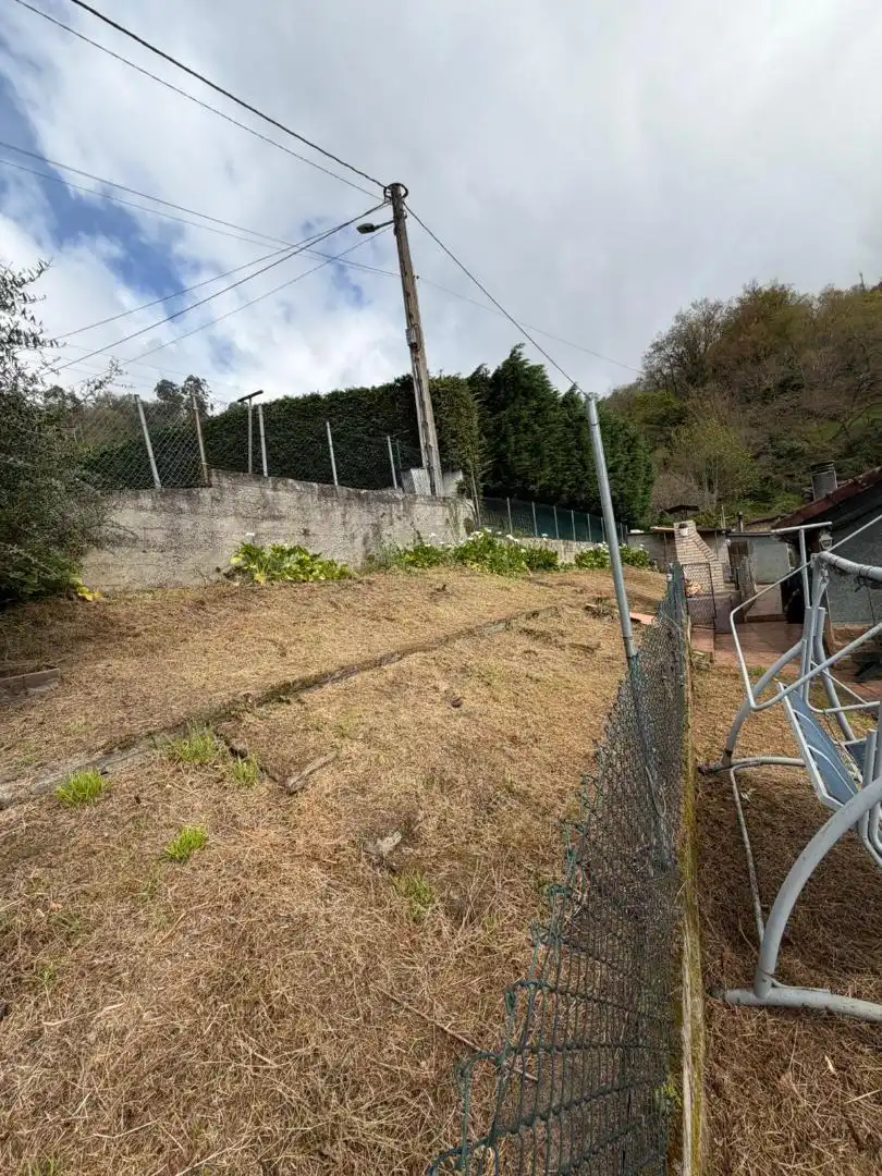 Casa o xalet en venda a Calle Río Silvestre, San Martín del Rey Aurelio Casa o xalet en venda en San Martín del Rey Aurelio amb Calefacció, Jardí privat i Parquet