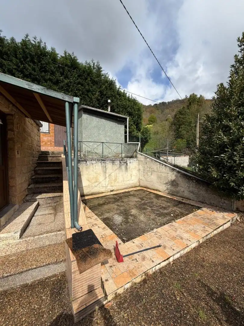 Casa o xalet en venda a Calle Río Silvestre, San Martín del Rey Aurelio Casa o xalet en venda en San Martín del Rey Aurelio amb Calefacció, Jardí privat i Parquet