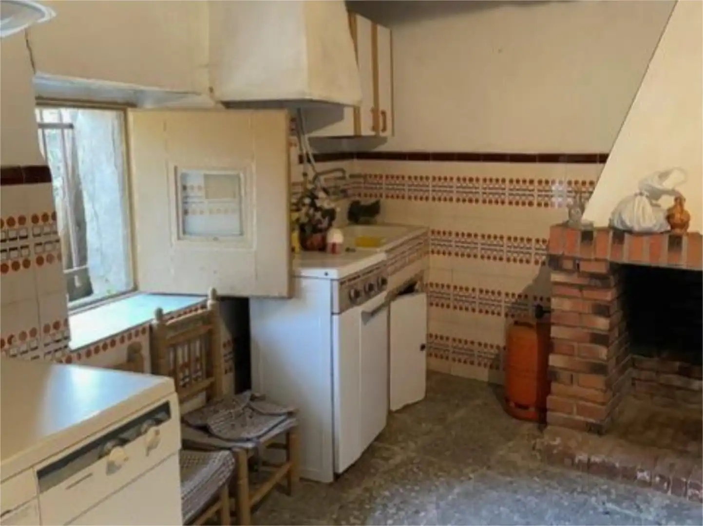 Kitchen of Flat for sale in Guijo de Coria  with Furnished