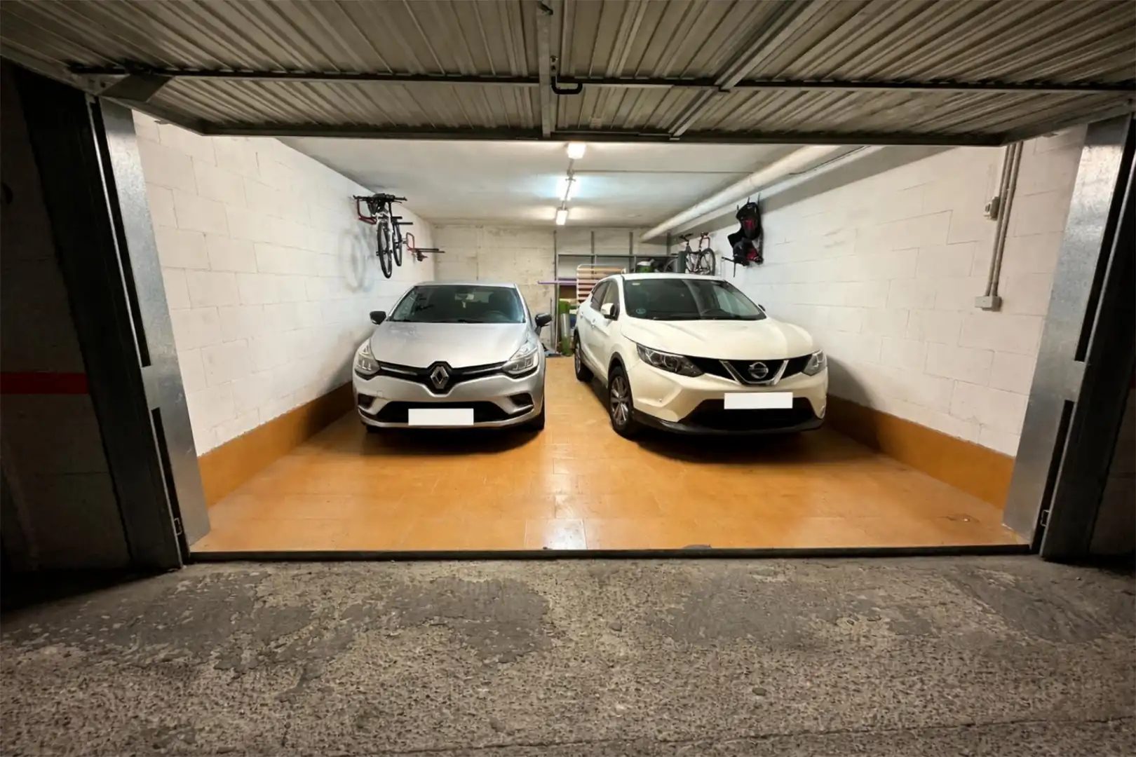 Wohnung zum Verkauf in Avenida Cantabria, 24, Torrelavega Parkplatz von Wohnung zum Verkauf in Torrelavega mit Balkon