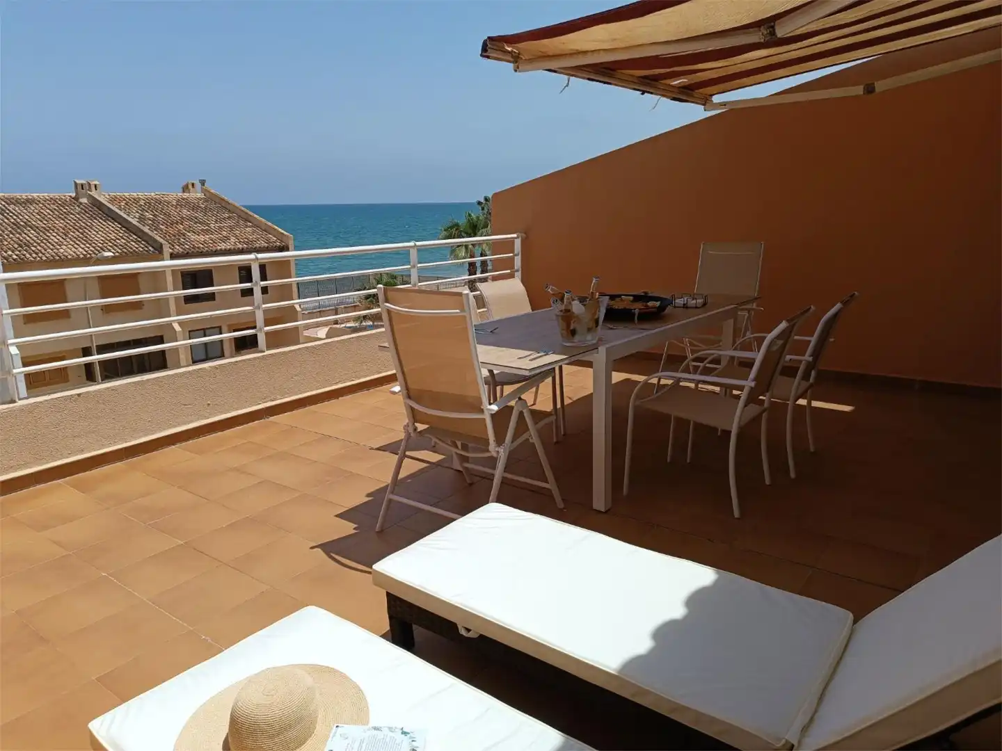 Piso de alquiler en Passeig de la Goleta, 42, Tavernes de la Valldigna Terraza de Piso de alquiler en Tavernes de la Valldigna con Aire acondicionado, Terraza y Piscina