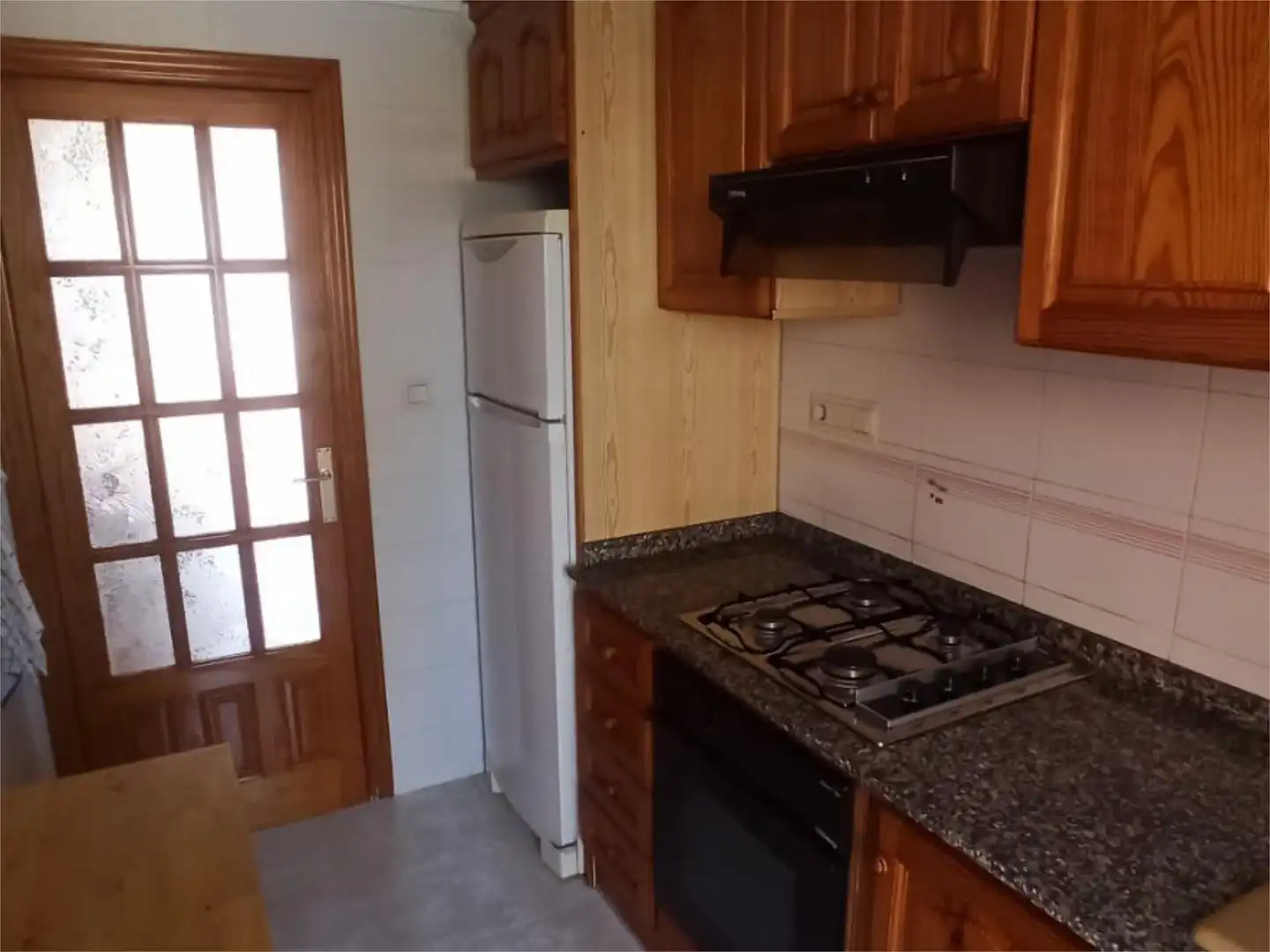 Piso de alquiler en Passeig de la Goleta, 42, Tavernes de la Valldigna Cocina de Piso de alquiler en Tavernes de la Valldigna con Aire acondicionado, Terraza y Piscina