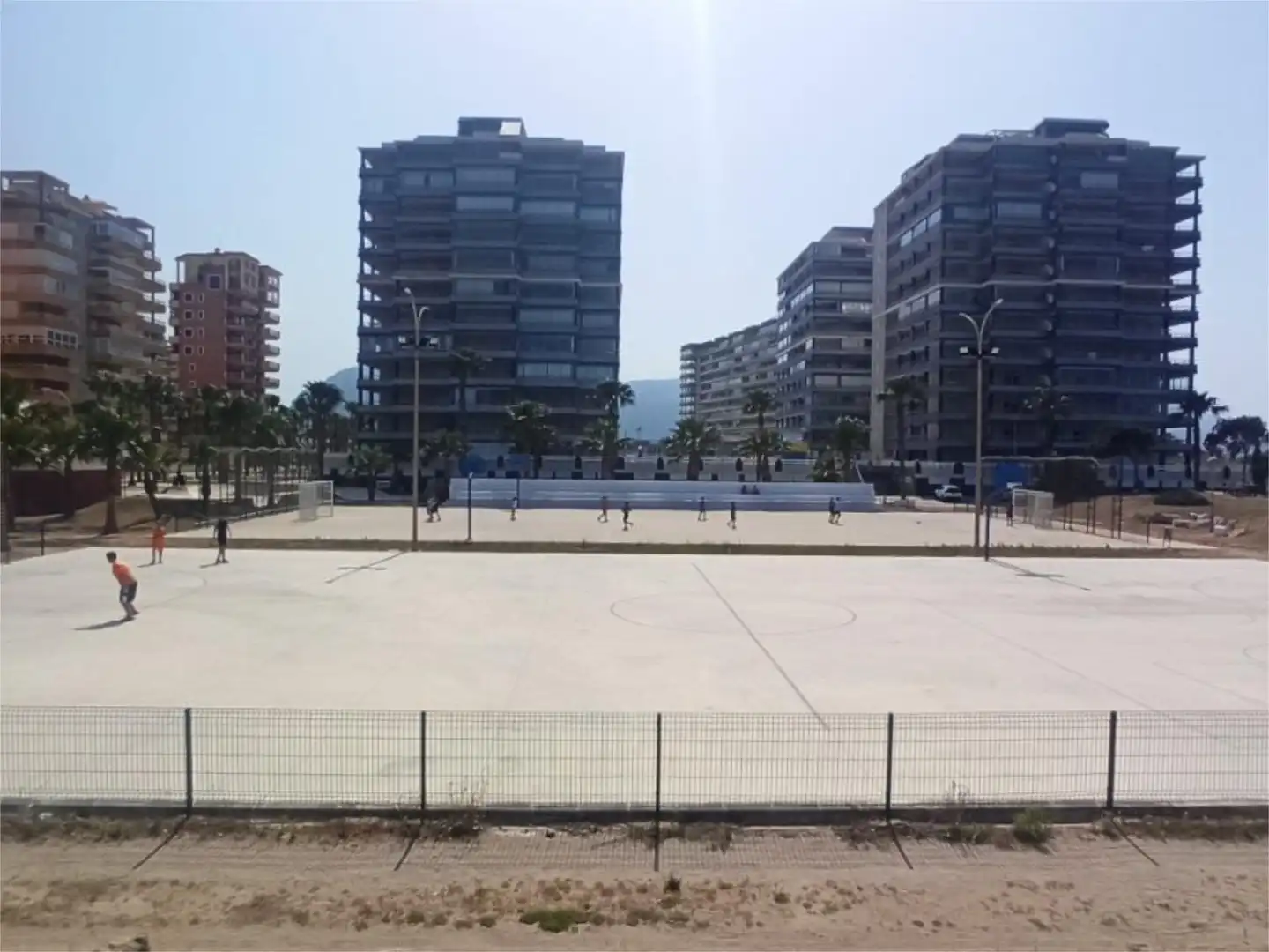 Piso de alquiler en Passeig de la Goleta, 42, Tavernes de la Valldigna Parking de Piso de alquiler en Tavernes de la Valldigna con Aire acondicionado, Terraza y Piscina
