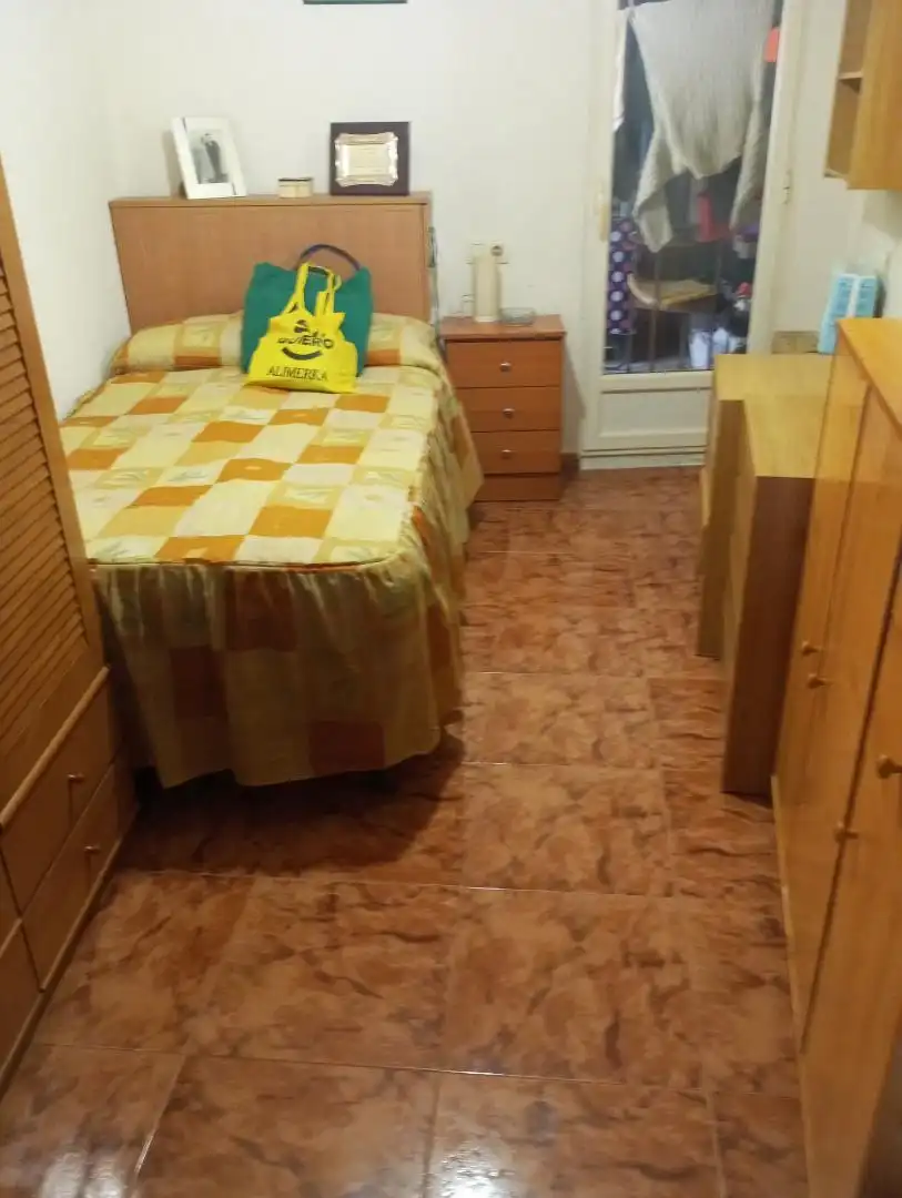 Casa adosada en venta en Calle Rodrigo Arias, 7, Olivares Habitación de Casa adosada en venta en Zamora Capital con Calefacción y Trastero