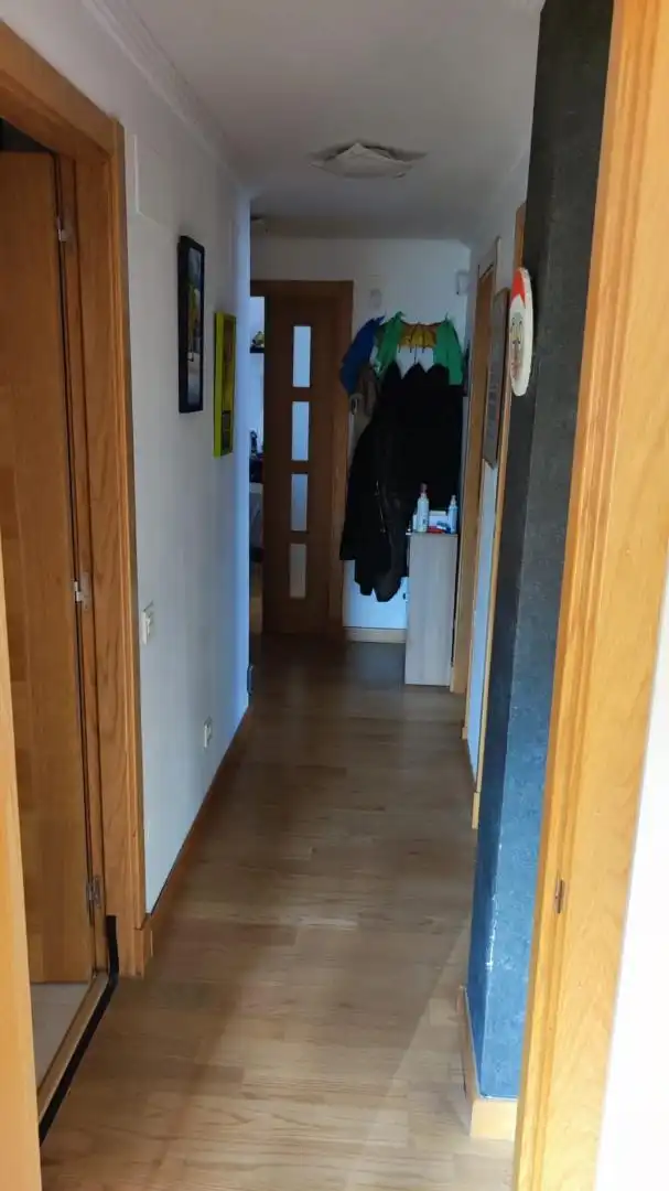 Pis en venda a Calle de Albuquerque, 14, Viesques Pis en venda en Gijón amb Calefacció, Jardí privat i Parquet