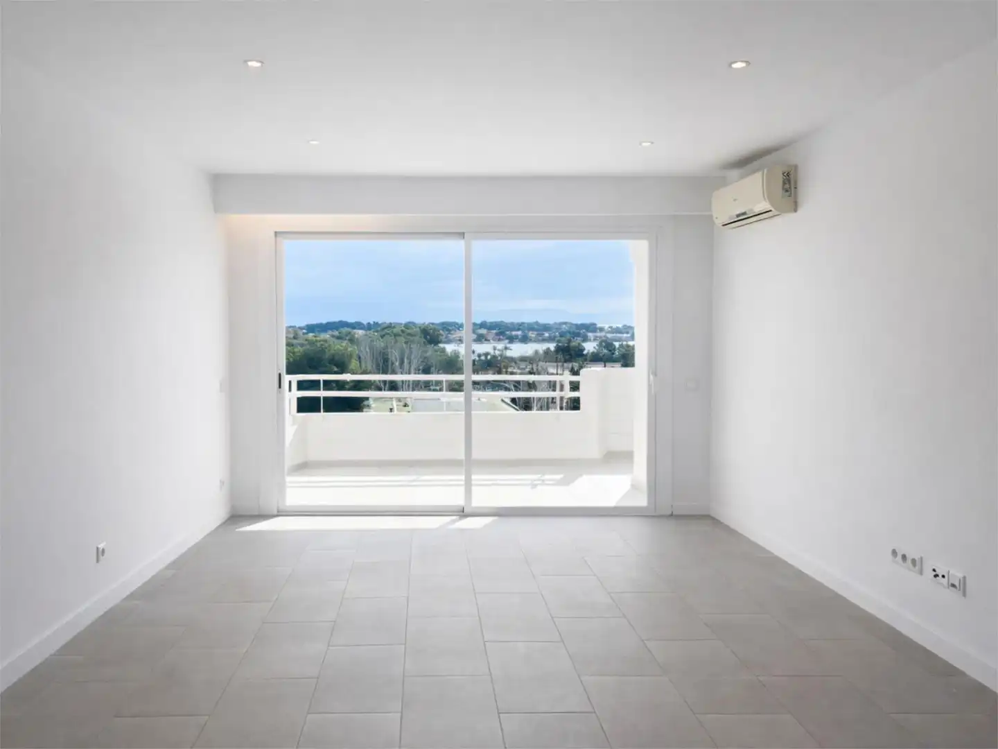 Terrassa de Pis en venda en Alcúdia amb Aire condicionat, Terrassa i Piscina