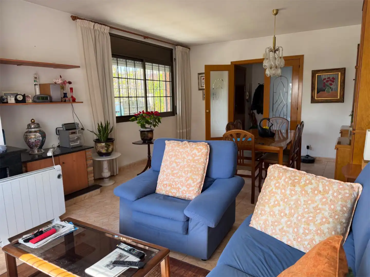 Casa o xalet en venda a Avinguda Sardana L'empordà, 21, Levantina - Montgavina - Quintmar Sala d'estar de Casa o xalet en venda en Sitges amb Terrassa
