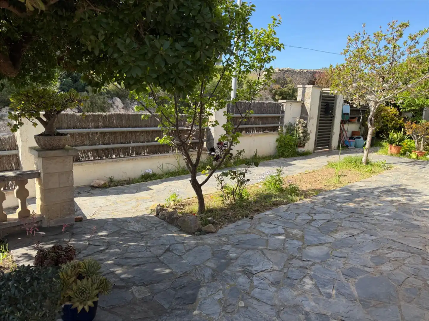 Casa o xalet en venda a Avinguda Sardana L'empordà, 21, Levantina - Montgavina - Quintmar Vista exterior de Casa o xalet en venda en Sitges amb Terrassa