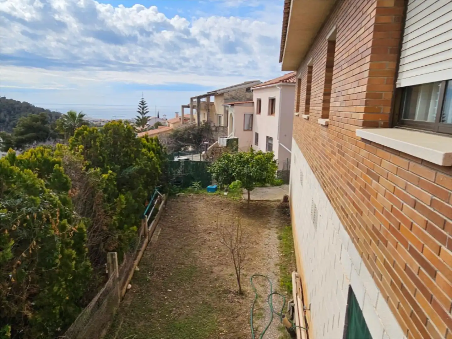 Casa o xalet en venda a Avinguda Sardana L'empordà, 21, Levantina - Montgavina - Quintmar Vista exterior de Casa o xalet en venda en Sitges amb Terrassa