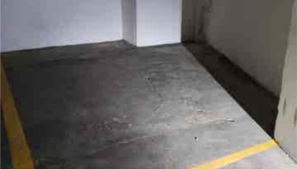 Garage zur Miete in Barrio de Campanar, Valencia Capital - Bild 1 Foto 1 von Garage zur Miete in Barrio de Campanar, Valencia Capital