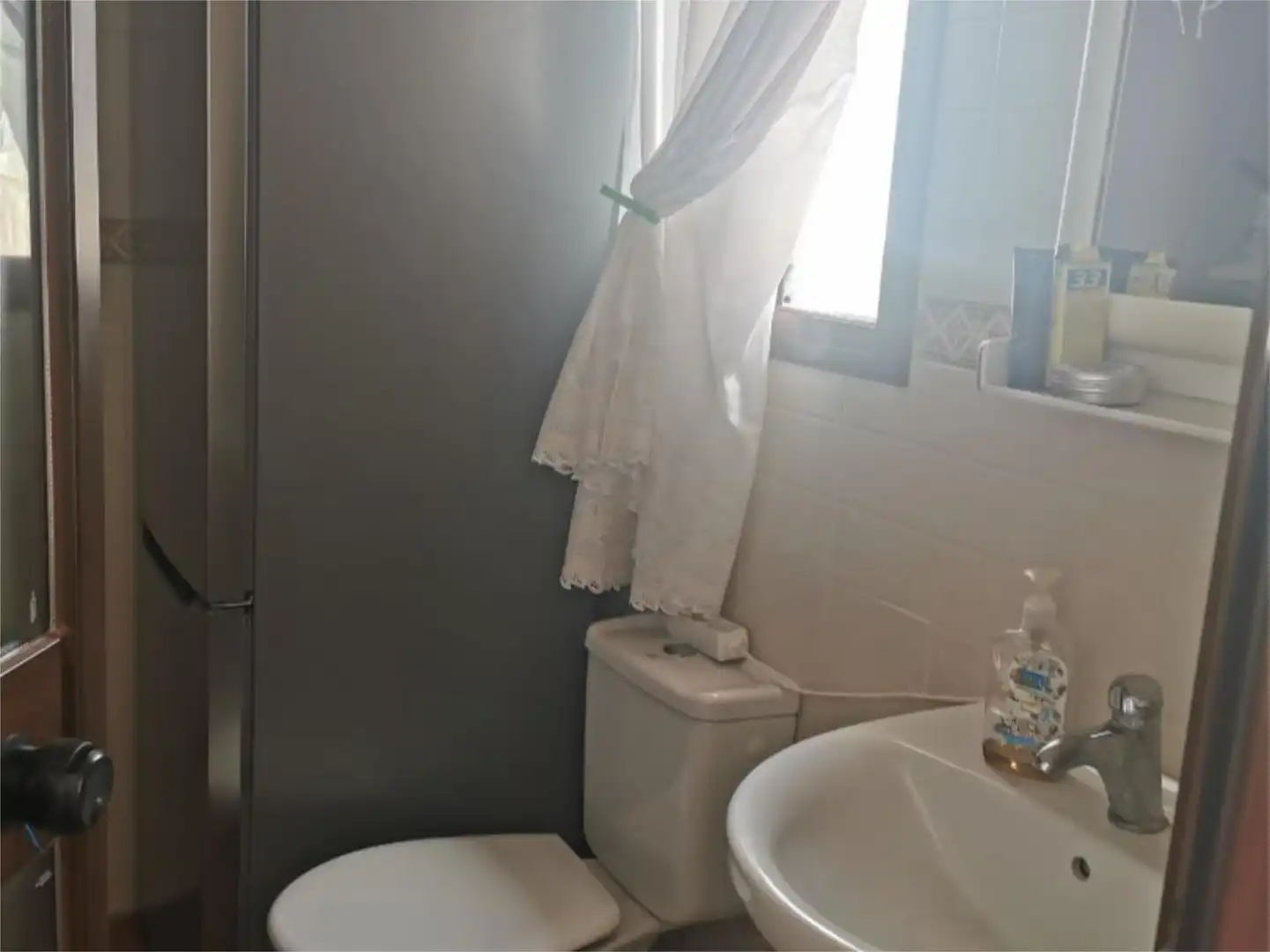 Bathroom of Detached homes for sale in Arriate
