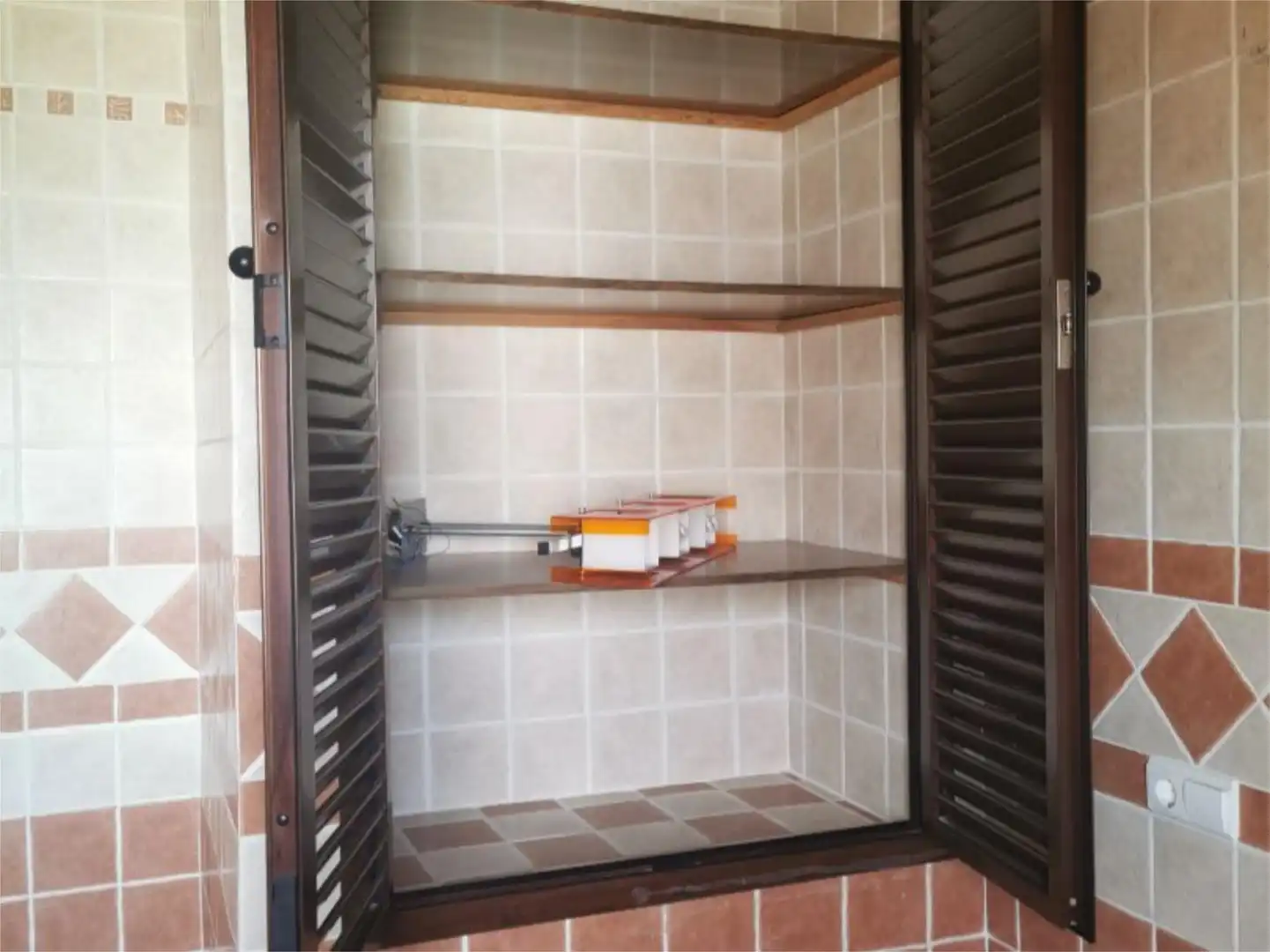 Bathroom of Detached homes for sale in Arriate
