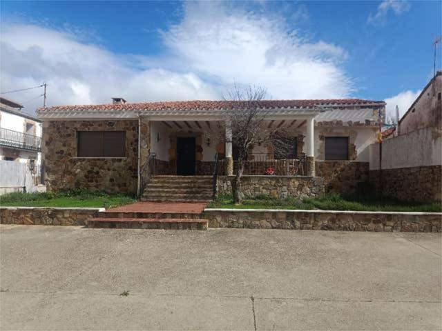 Casa-chalet en Venta en Almajano