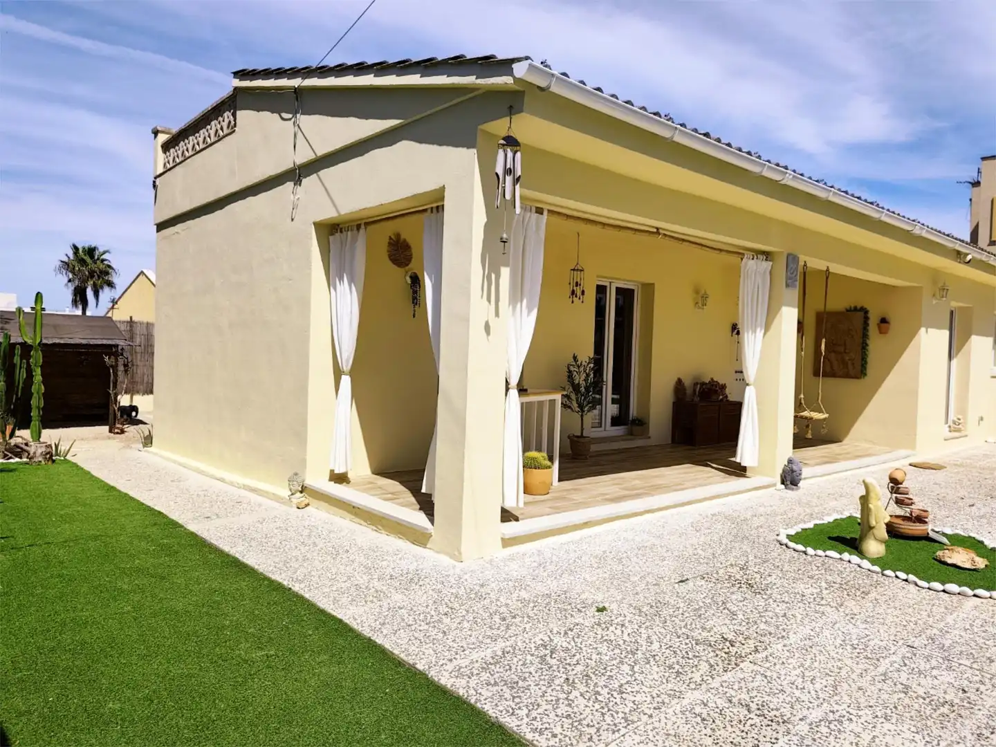 Houses for sale in Carrer de Centaure, 20, Badia Blava - Badia Gran - Tolleric Garden of Houses for sale in Llucmajor with Air Conditioner, Terrace and Swimming Pool