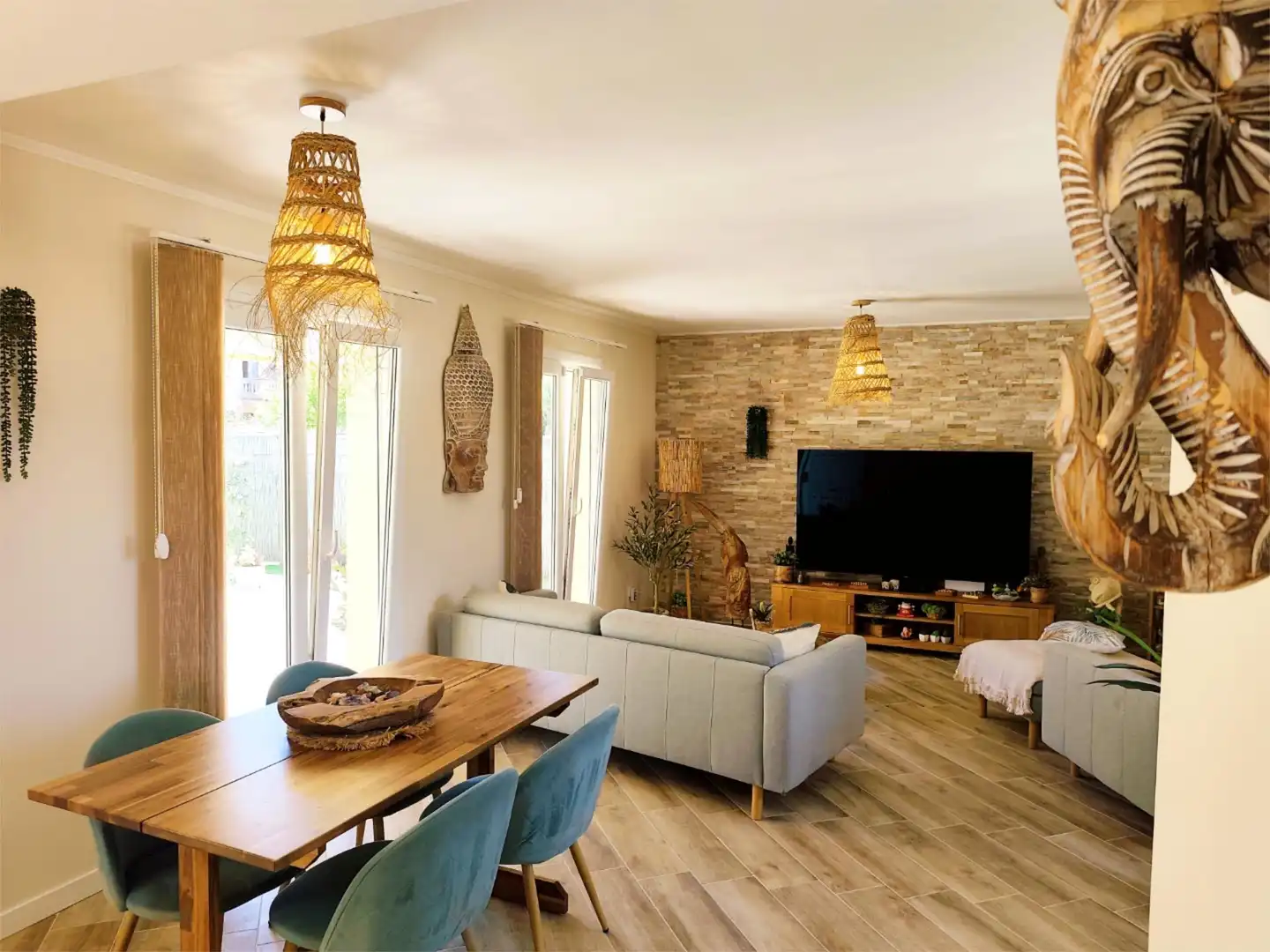 Houses for sale in Carrer de Centaure, 20, Badia Blava - Badia Gran - Tolleric Living room of Houses for sale in Llucmajor with Air Conditioner, Terrace and Swimming Pool