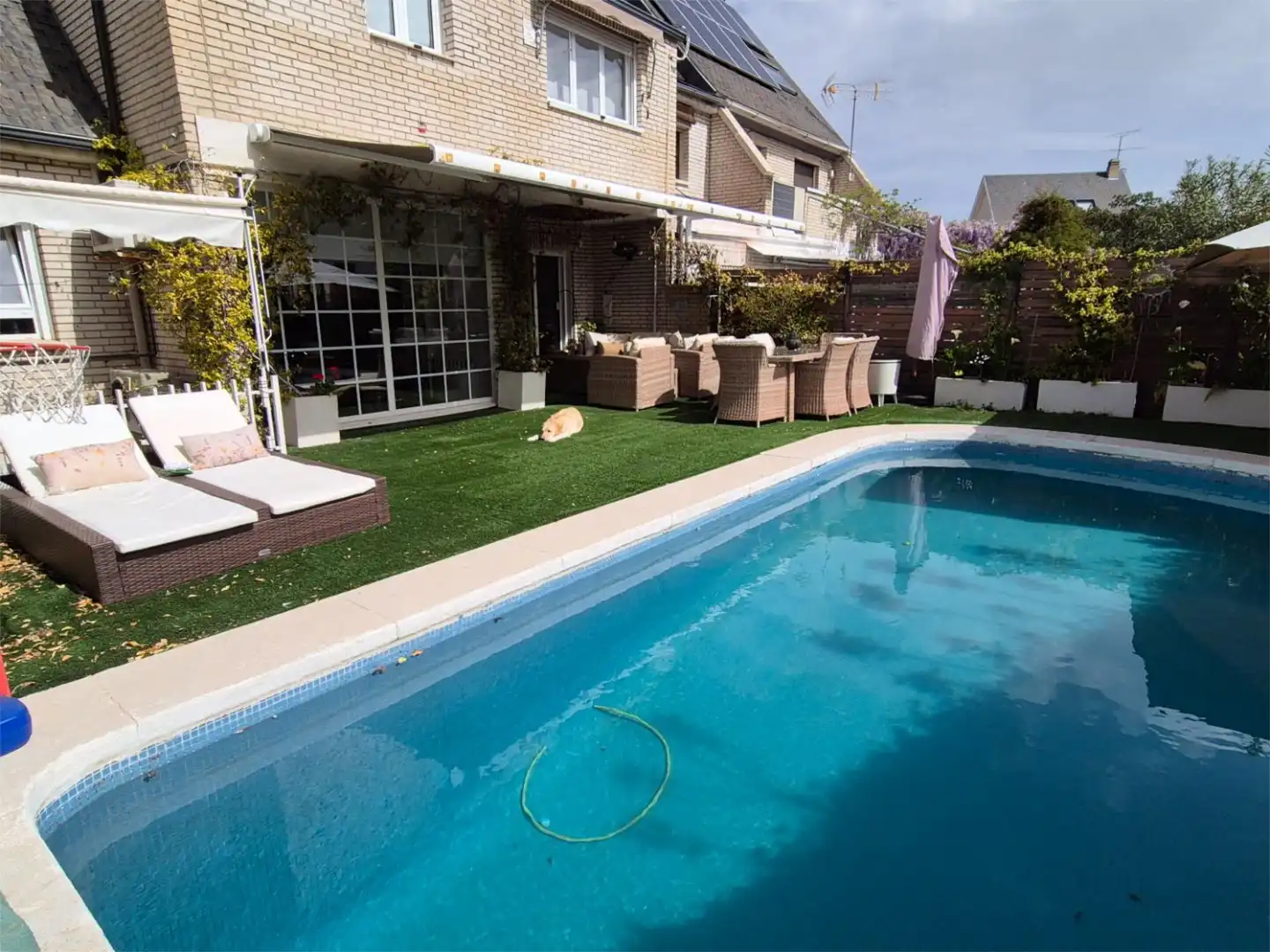 Pis en venda a Pueblo Piscina de Pis en venda en Pozuelo de Alarcón amb Aire condicionat, Calefacció i Jardí privat