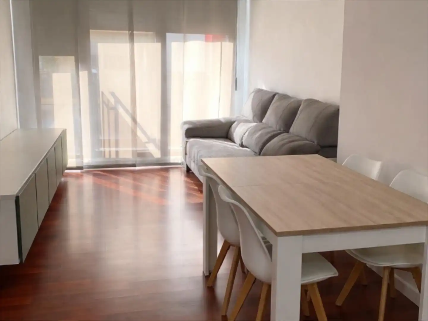 Piso de alquiler en Carrer de València, 20, Massanassa Sala de estar de Piso de alquiler en Massanassa con Aire acondicionado, Terraza y Balcón