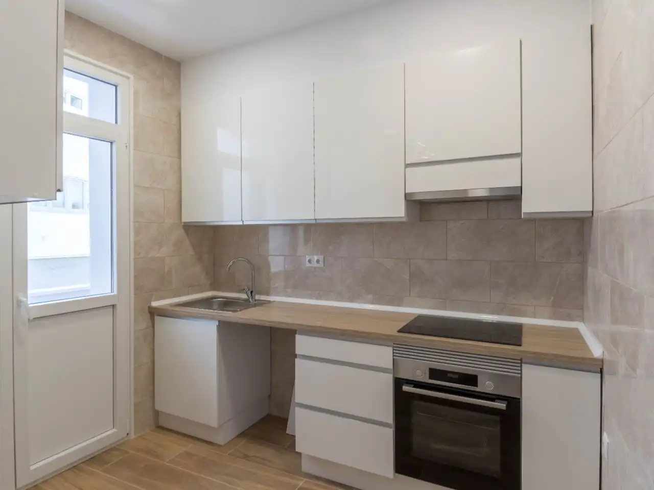 Flat for sale in Rúa Alcalde Soto González, 12, Falperra - Santa Lucía Kitchen of Flat for sale in A Coruña Capital with Balcony