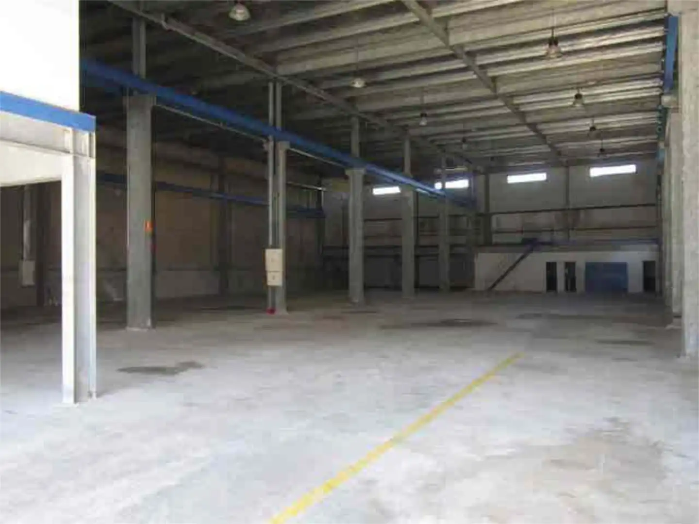 Nave industrial de alquiler en Lucena