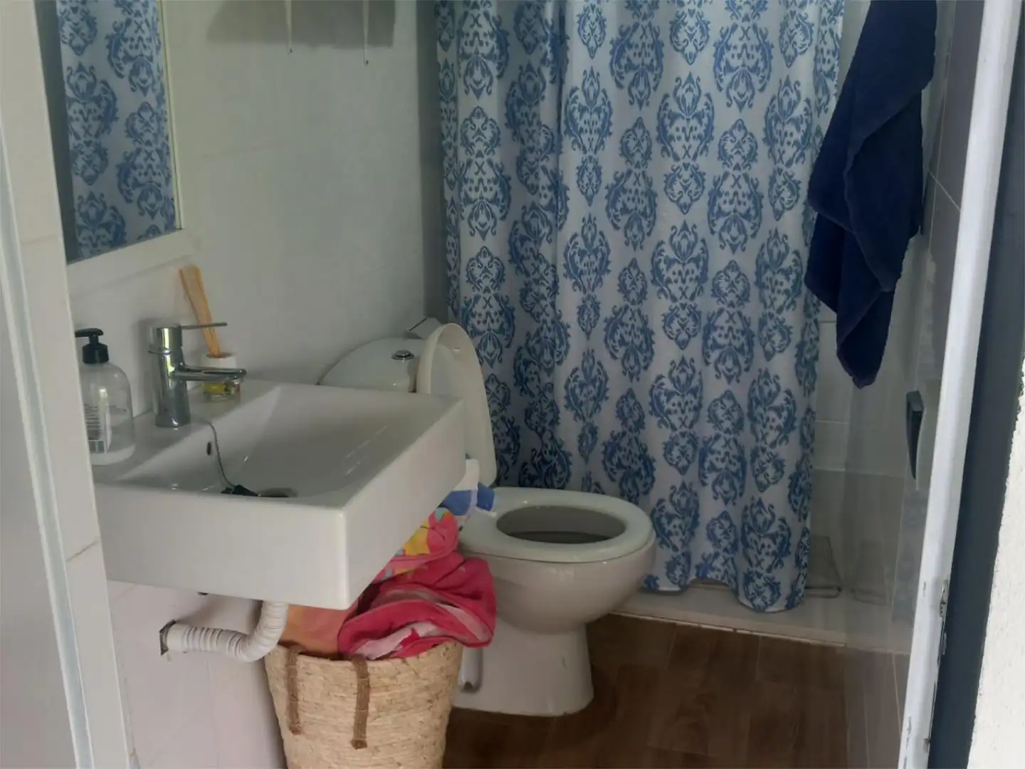 Casa o chalet en venta en Calle de Los Fenicios, 2, El Juncal - Vallealto Baño de Casa o chalet en venta en El Puerto de Santa María con Aire acondicionado, Terraza y Piscina