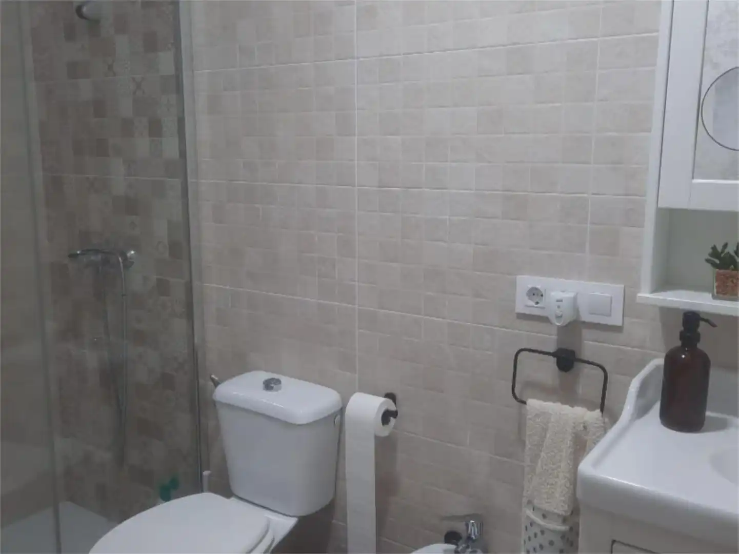 Casa o chalet en venta en Calle de Los Fenicios, 2, El Juncal - Vallealto Baño de Casa o chalet en venta en El Puerto de Santa María con Aire acondicionado, Terraza y Piscina