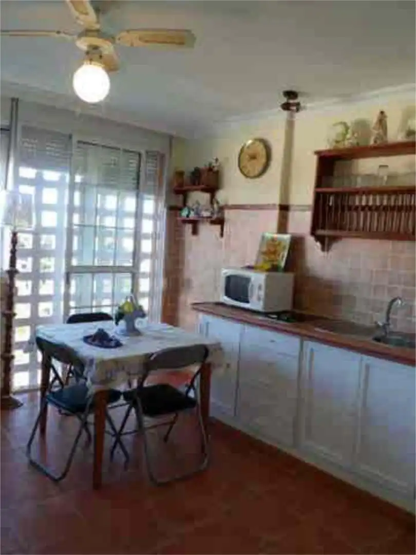 Apartament en venda a Matalascañas Cuina de Apartament en venda en Almonte amb Piscina