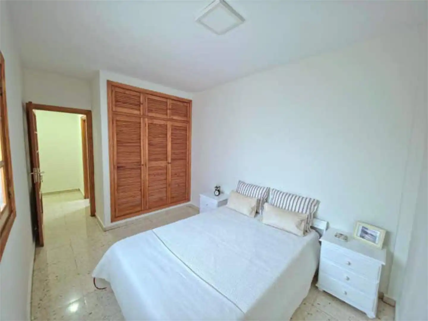 Casa o xalet en venda a Alisios Dormitori de Casa o xalet en venda en Santa Cruz de Tenerife amb Terrassa, Traster i Moblat