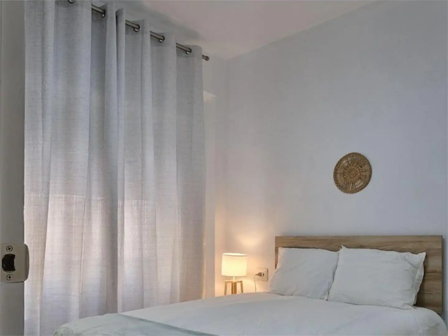 Room in Calle Mayor, 64, El Castillo - San Roque - El Carmen Room in Calle Mayor, 64, El Castillo - San Roque - El Carmen