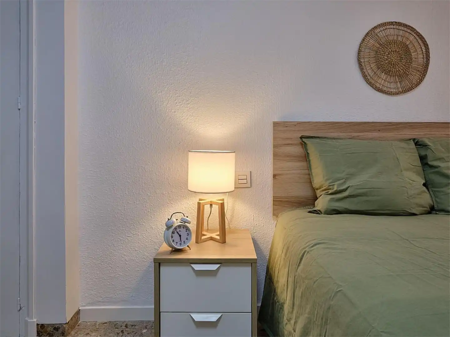Room in Calle Mayor, 64, El Castillo - San Roque - El Carmen Room in Calle Mayor, 64, El Castillo - San Roque - El Carmen