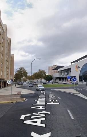 Garaje en Venta en Avenida Almirante León Herrero, 12 en Hornos Púnicos