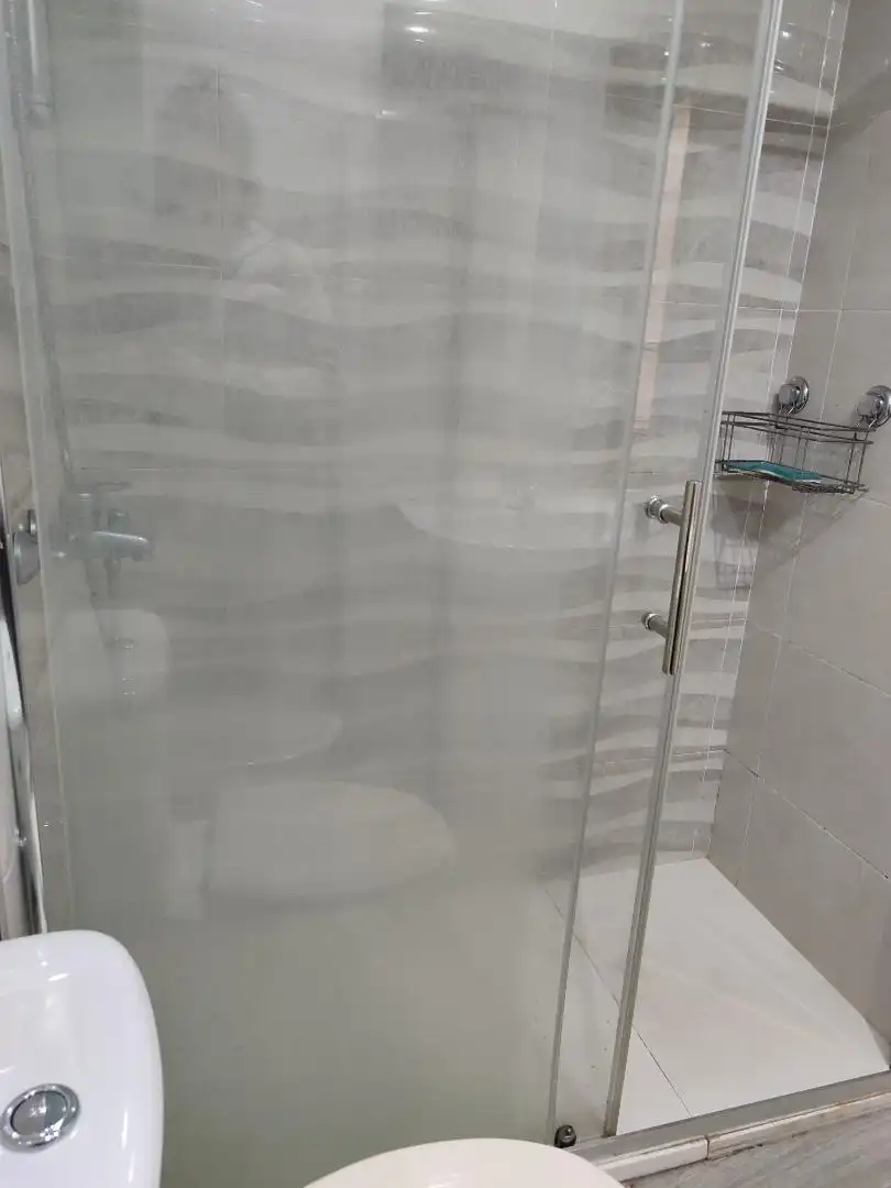 Piso de alquiler en Calle Luis Ortega Bru, 2, San Carlos - San José Baño de Piso de alquiler en Sevilla con Aire acondicionado, Amueblado y Lavadora
