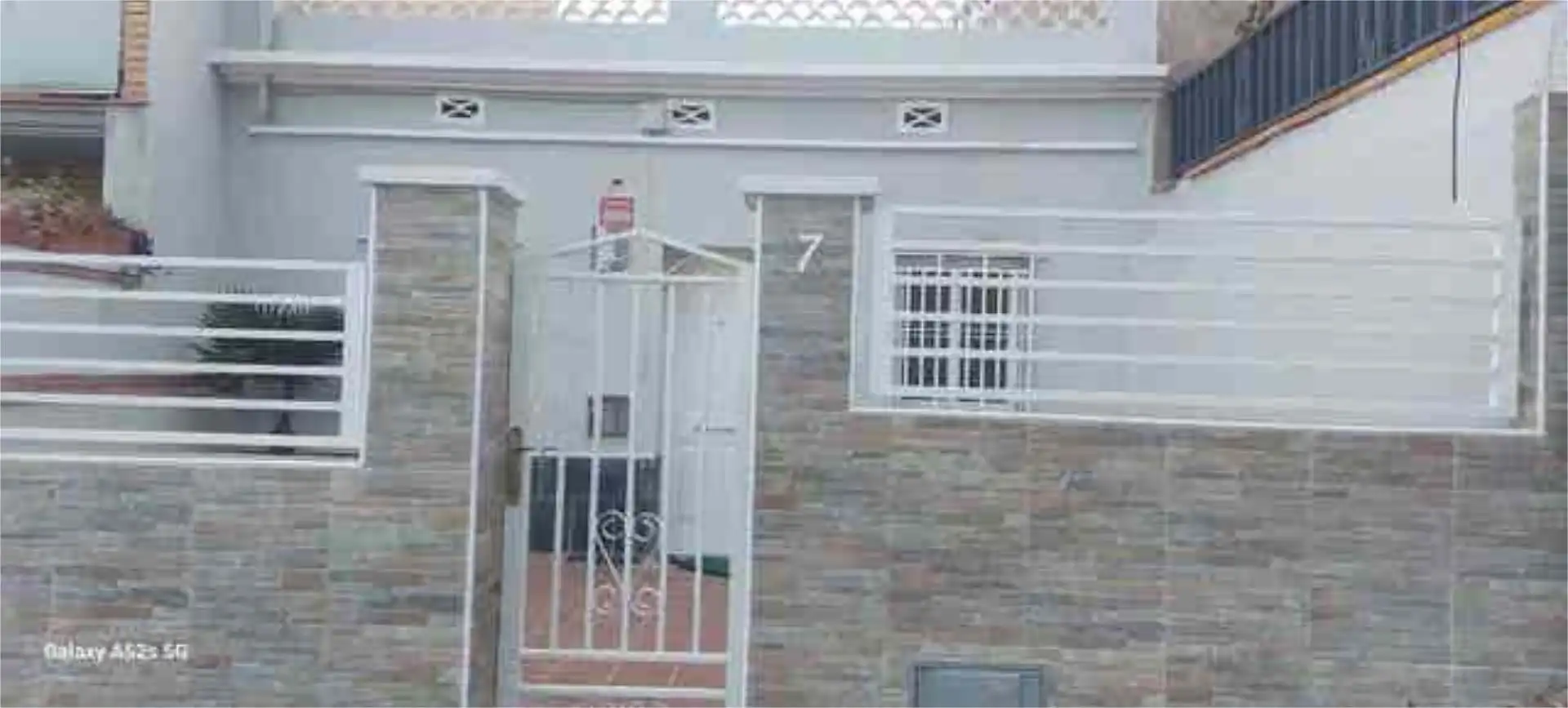 Vista exterior de Casa o chalet en venta en Santa Coloma de Gramenet con Jardín privado y Terraza