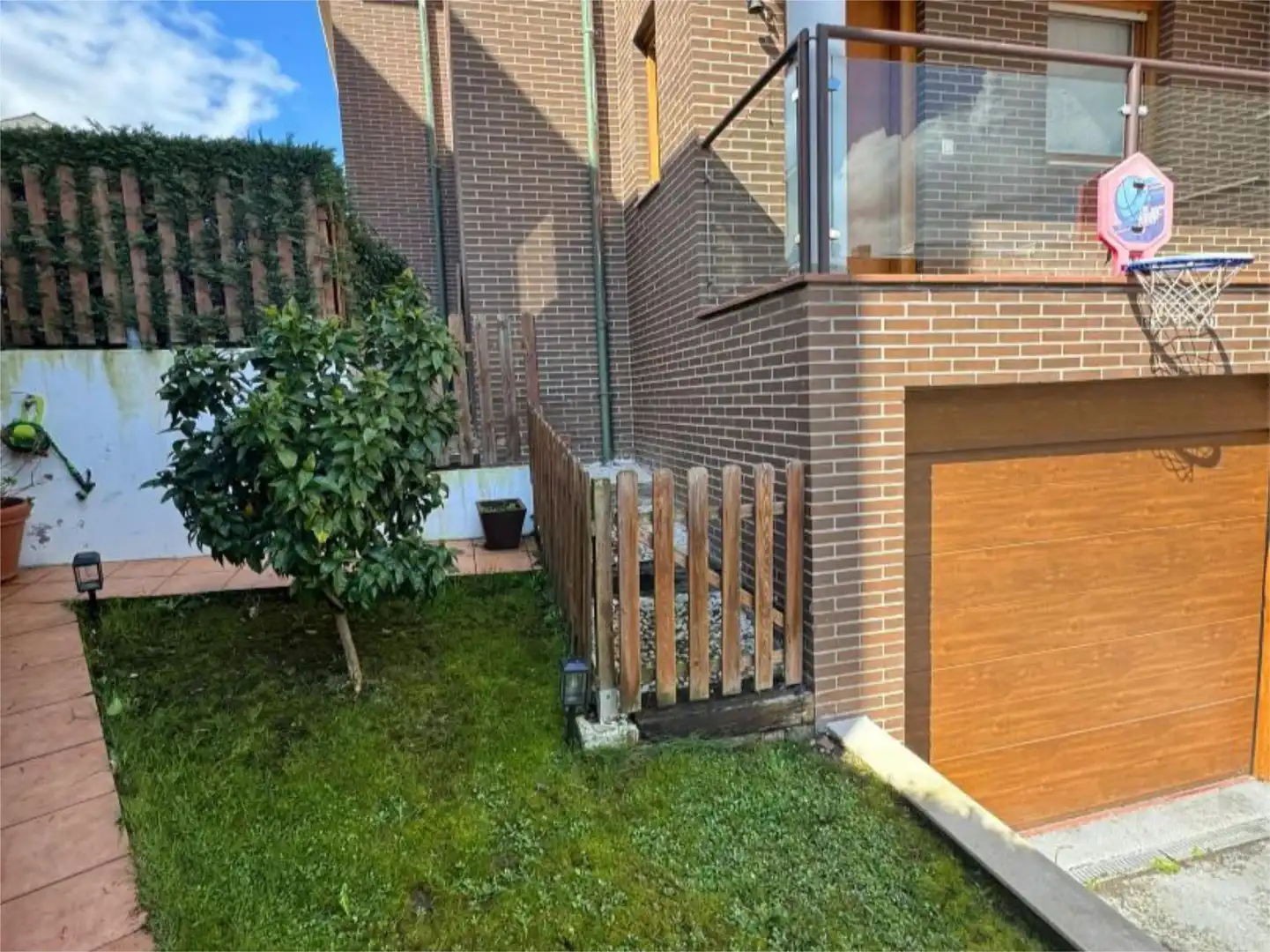Flat for sale in Viella - Granda - Meres Exterior view of Flat for sale in Siero with Heating, Private garden and Parquet flooring