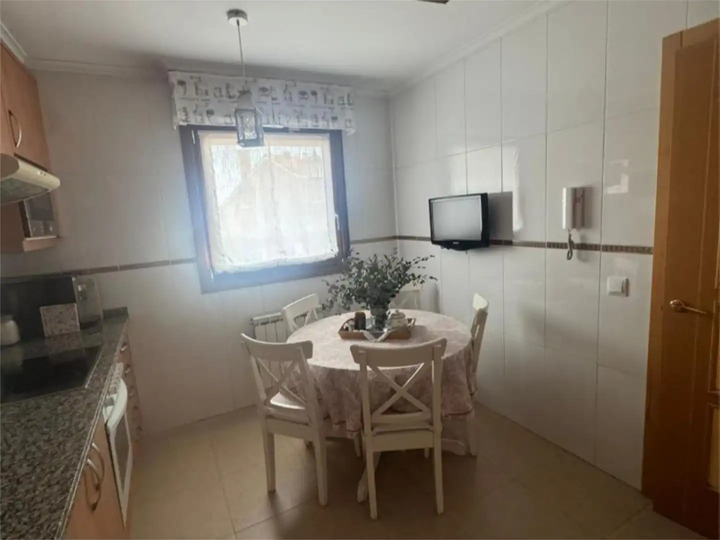 Flat for sale in Viella - Granda - Meres Kitchen of Flat for sale in Siero with Heating, Private garden and Parquet flooring