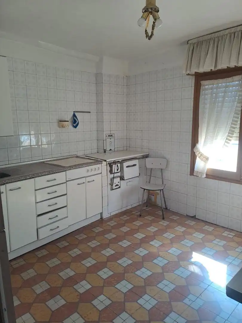 Casa adosada en venta en Calle Barriocampo, 27, Alesanco Cocina de Casa adosada en venta en Alesanco con Amueblado