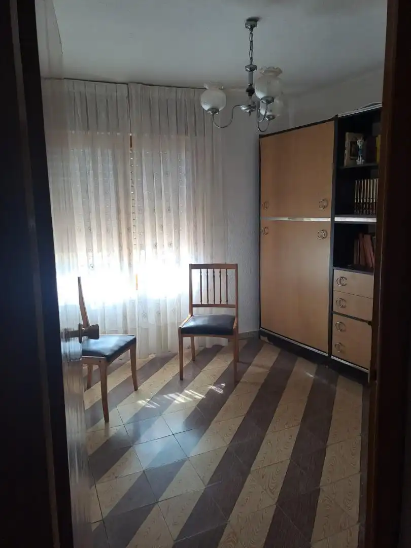 Casa adosada en venta en Calle Barriocampo, 27, Alesanco Habitación de Casa adosada en venta en Alesanco con Amueblado