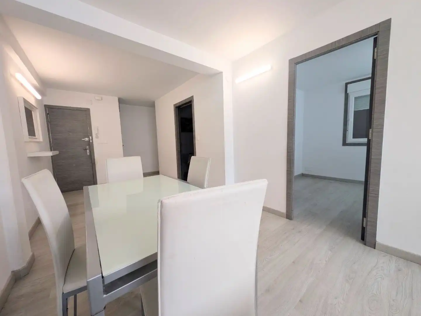 Flat for sale in Rúa Violetas, 4, Someso - Matogrande Dining room of Flat for sale in A Coruña Capital