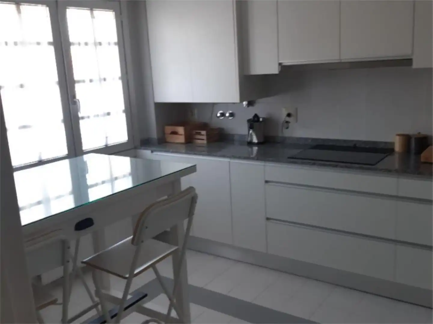 Casa o chalet de alquiler en Calle de Cuesta Blanca, 43, El Soto de la Moraleja Cocina de Casa o chalet de alquiler en La Moraleja con Aire acondicionado, Calefacción y Jardín privado