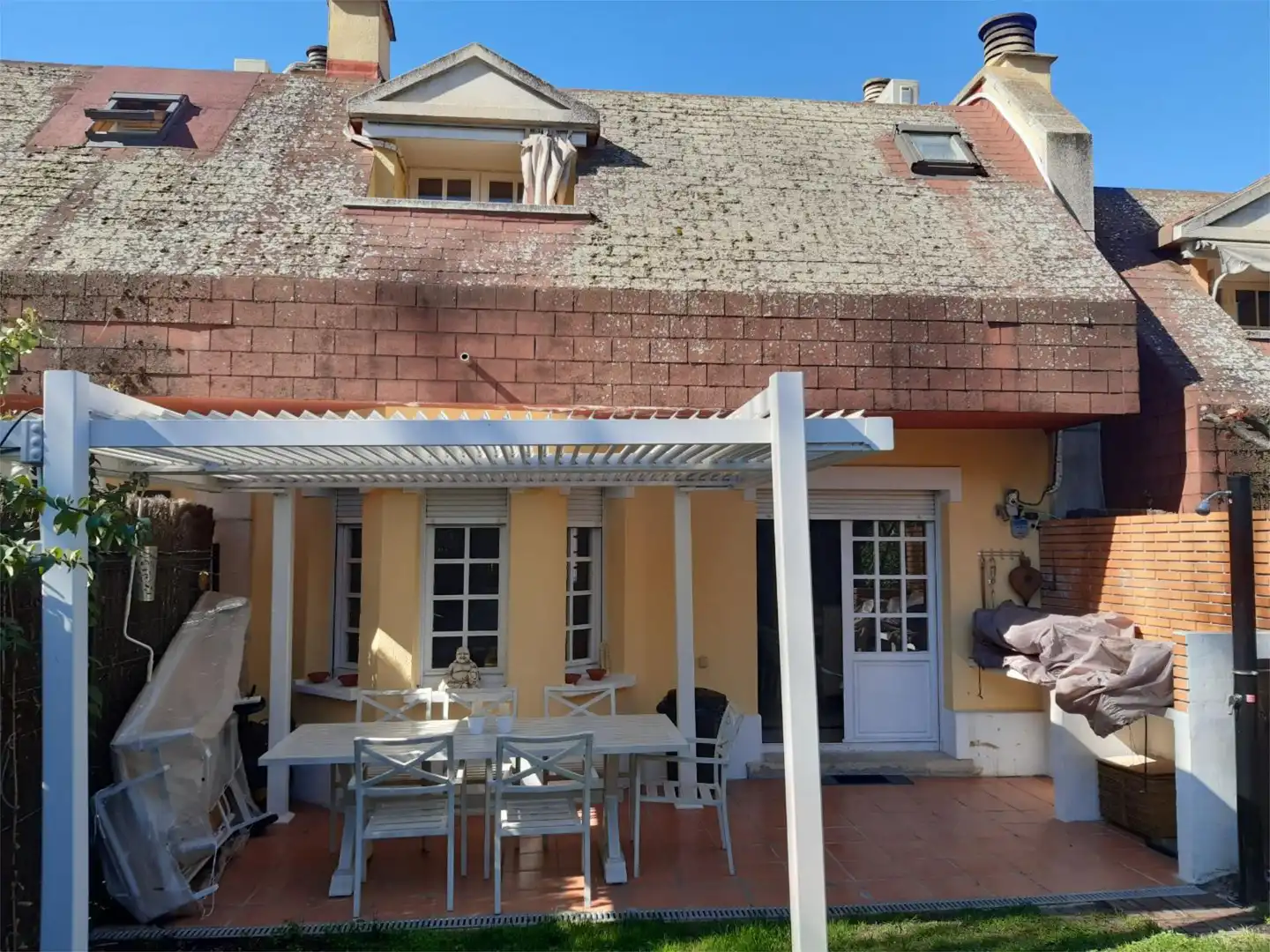 Casa o chalet de alquiler en Calle de Cuesta Blanca, 43, El Soto de la Moraleja Terraza de Casa o chalet de alquiler en La Moraleja con Aire acondicionado, Calefacción y Jardín privado
