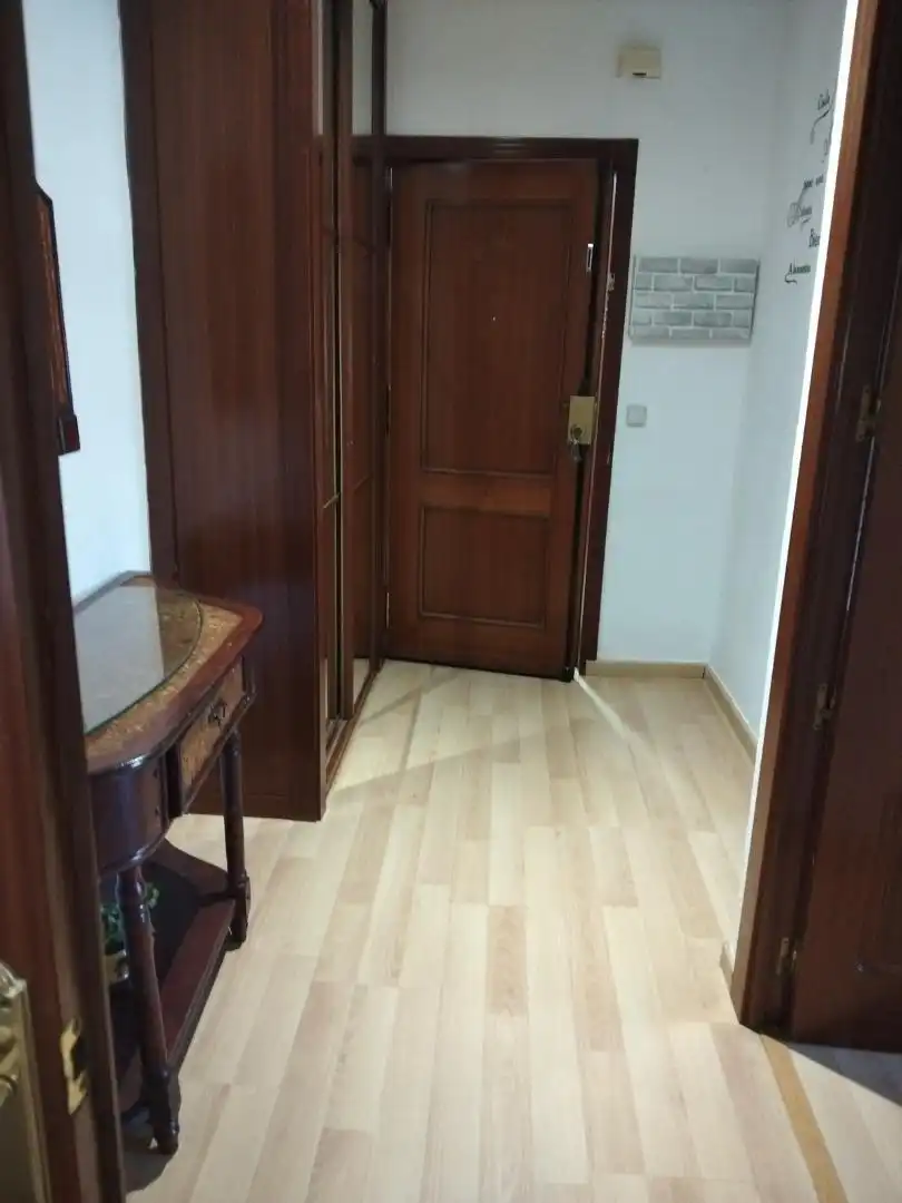Piso de alquiler en Calle los Chopos, 12, Santa Rosa - Valdeolleros Piso de alquiler en Córdoba Capital con Aire acondicionado, Calefacción y Parquet
