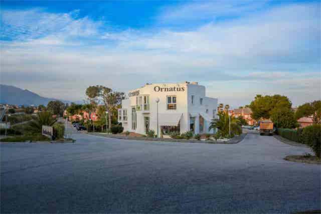 Local comercial en Alquiler en Alcorrín