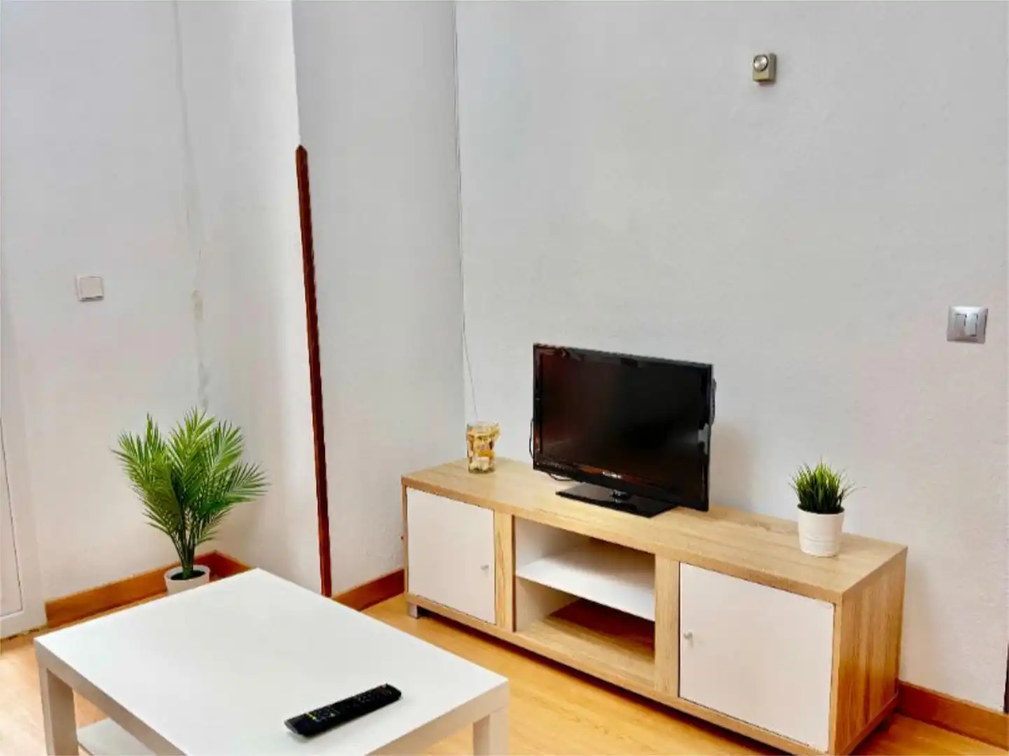 Flat for rent in Calle Gutiérrez Solana, 13, Alisal - San Román Flat for rent in Calle Gutiérrez Solana, 13, Alisal - San Román