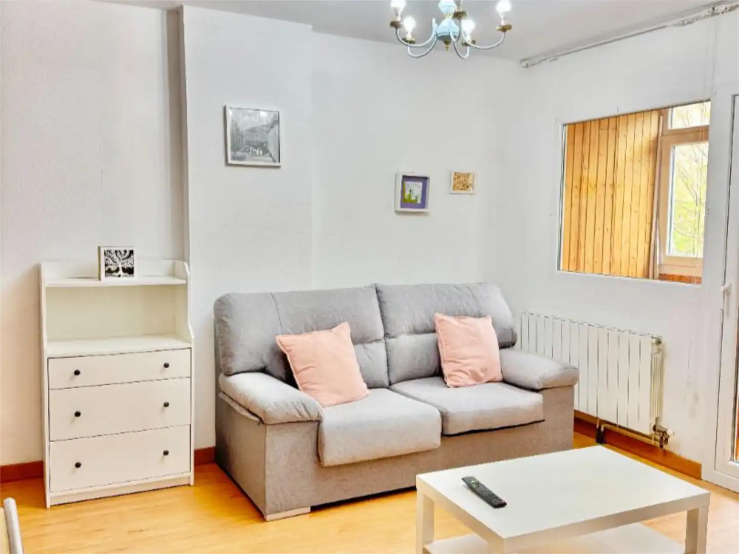 Flat for rent in Calle Gutiérrez Solana, 13, Alisal - San Román Flat for rent in Calle Gutiérrez Solana, 13, Alisal - San Román